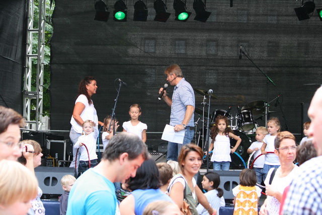 gal/2010/2010 Saitentwist Essen Original Moderation und Kinderbuehne 11.09/2010 Saitentwist 11.09. Moderation Essen Original HIrschlandplat 040.jpg